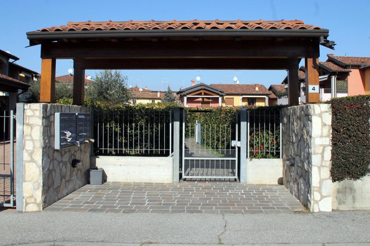 Casa Vacanze Da Riki Appartamento 2 Пескьера-дель-Гарда Экстерьер фото