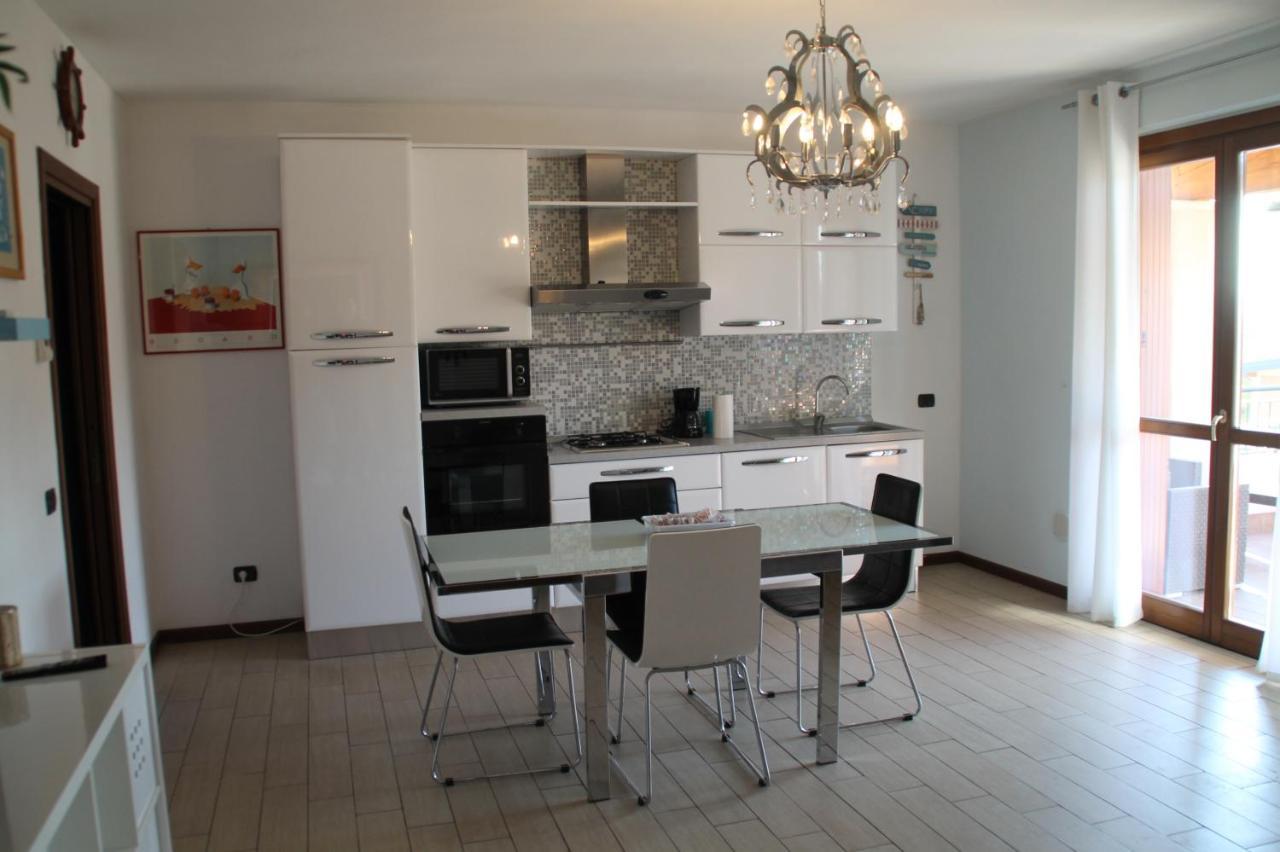 Casa Vacanze Da Riki Appartamento 2 Пескьера-дель-Гарда Экстерьер фото